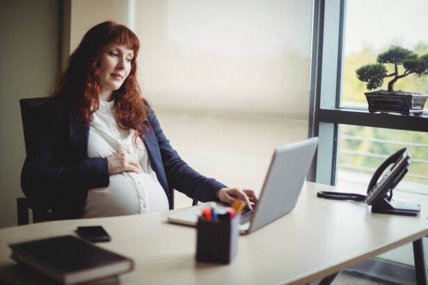 pregnant businesswoman