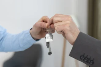 Osztatlan közös tulajdon - többen egy házban